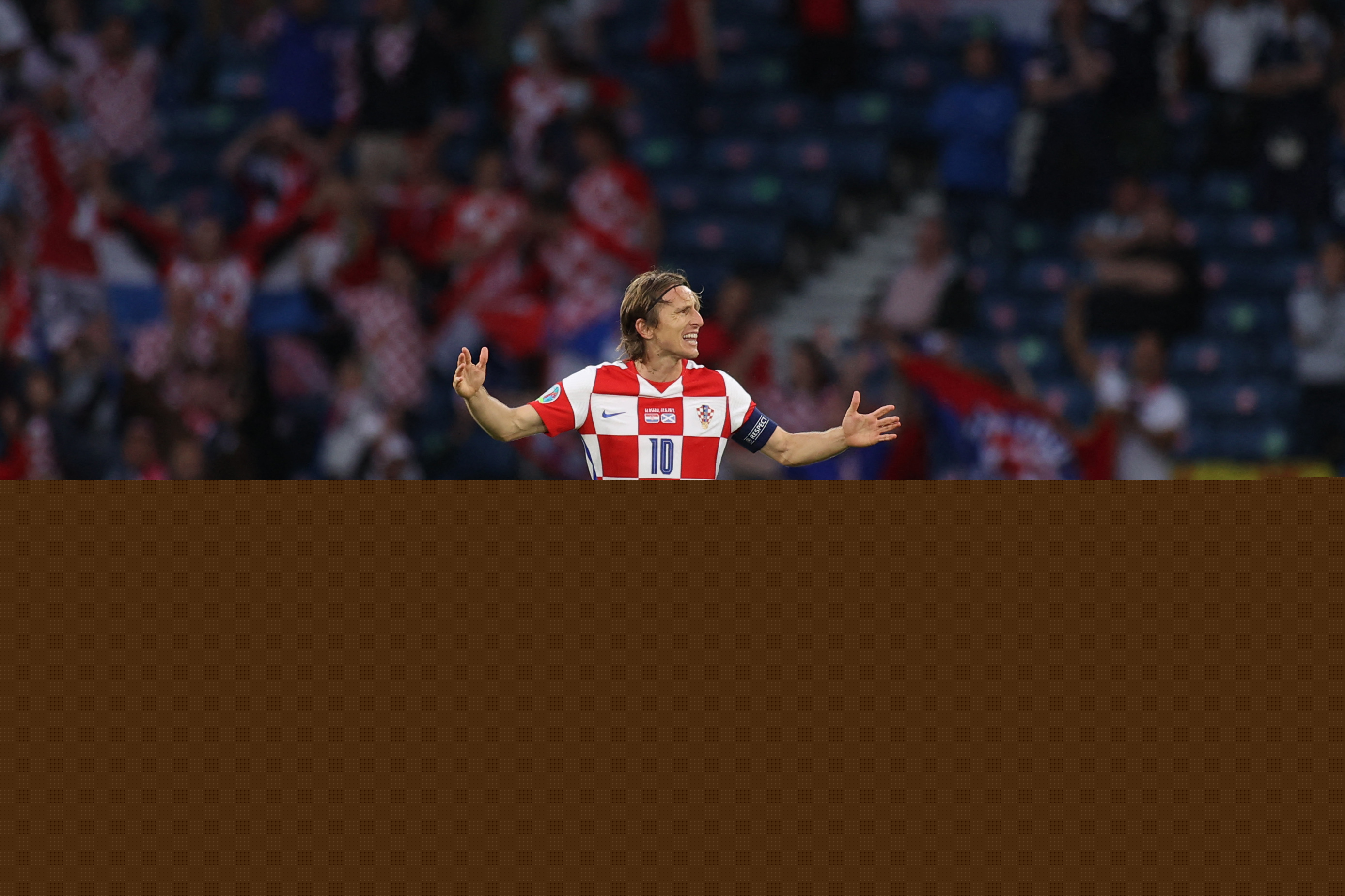 带队深陷降级区，队报：南特主帅卡斯特罗已被解雇